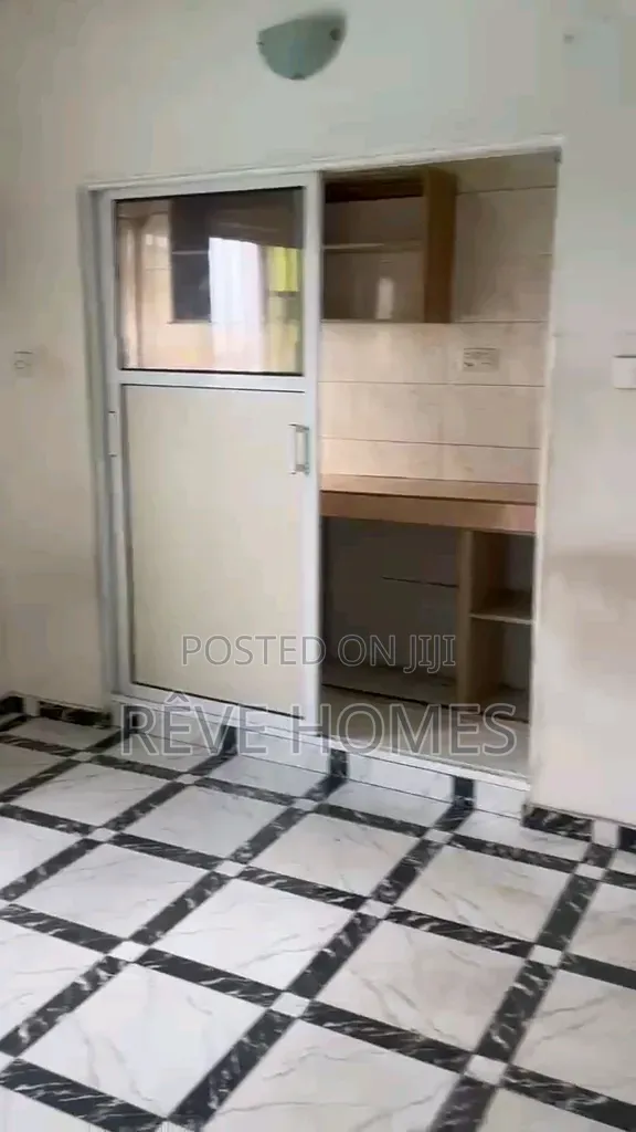 Studio Apartment in Anthony Village for rent