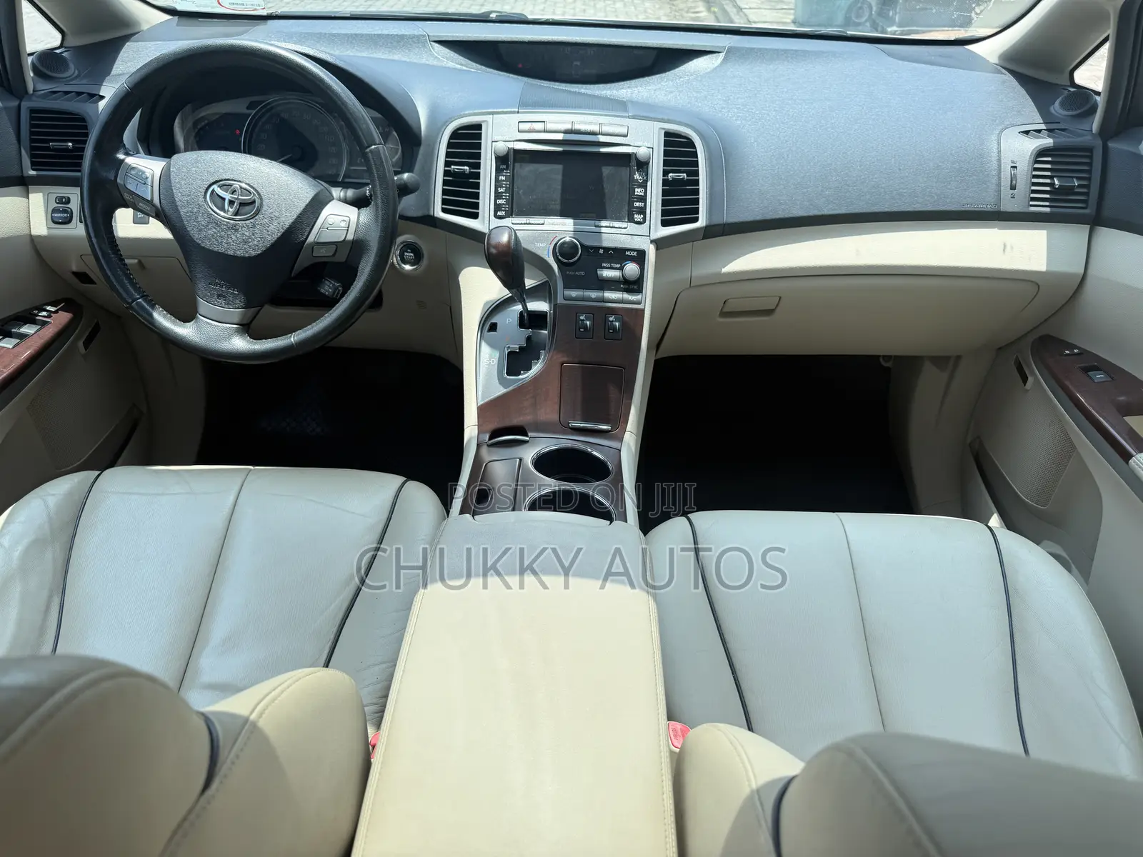 Toyota Venza V6 AWD 2010 White