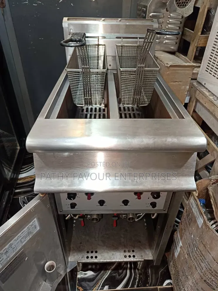 Standing Deep Fryer 2 Basket Italian Used