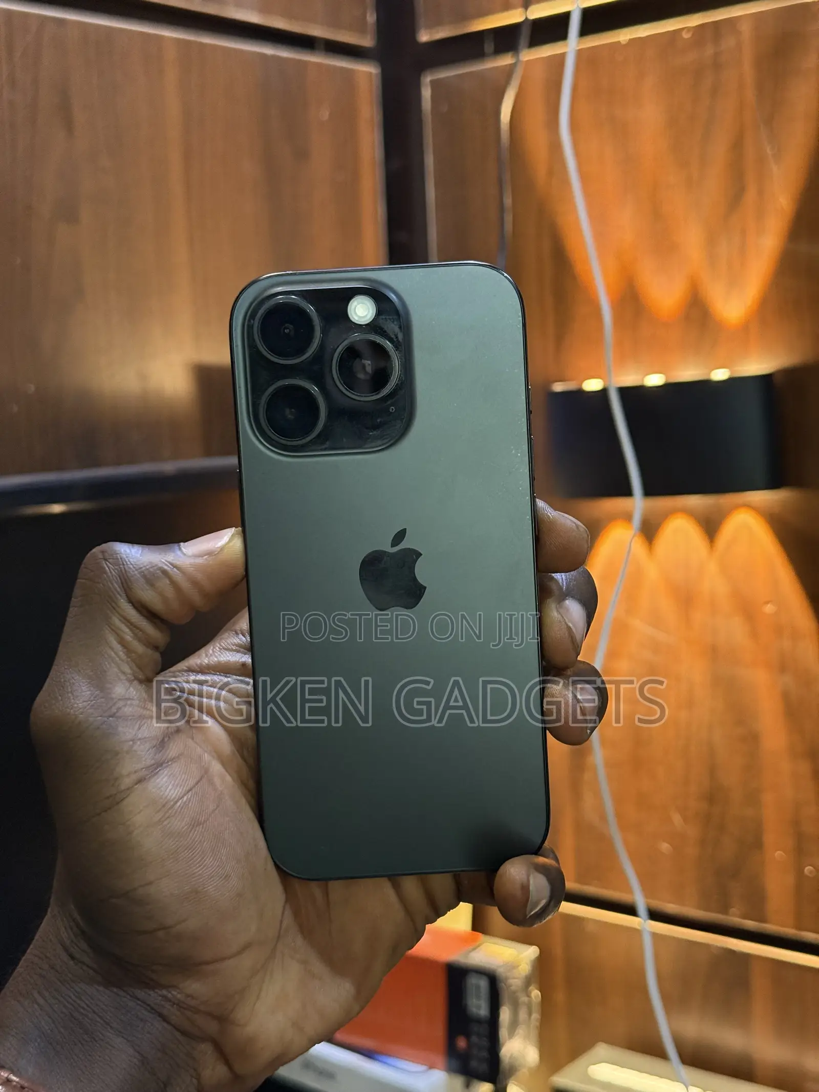 Apple iPhone 16 Pro 256 GB Black