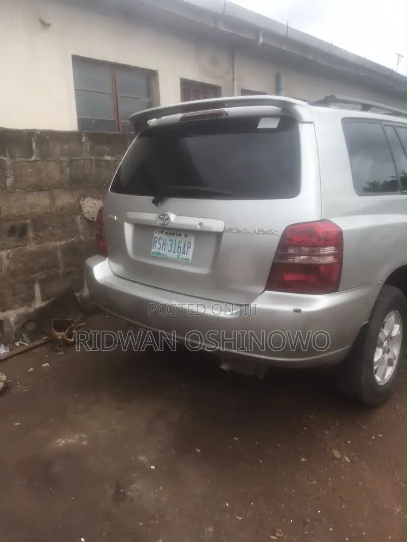 Toyota Highlander V6 AWD 2004 Silver