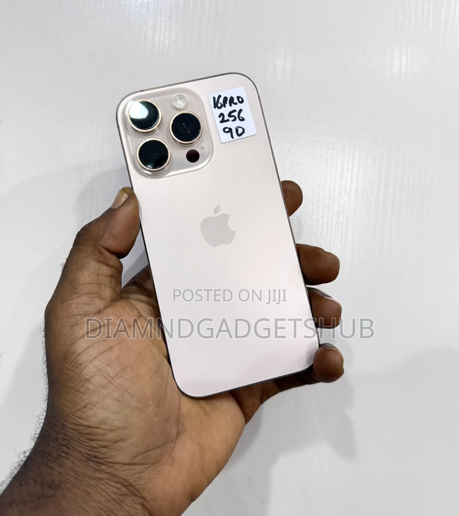 Apple iPhone 16 Pro 256 GB Gold