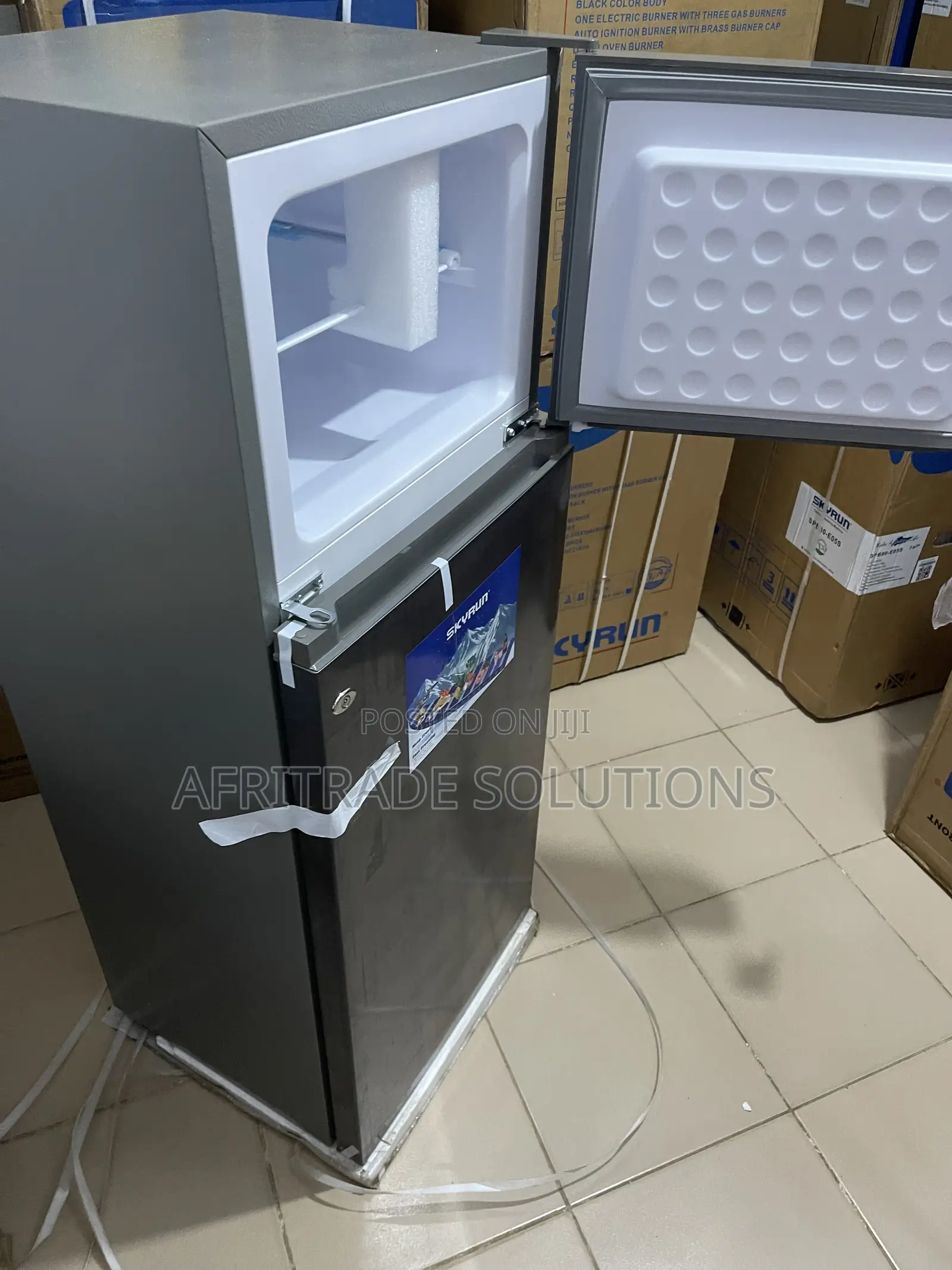 Skyrun 200L Upright Refrigerator for Kitchen & Office