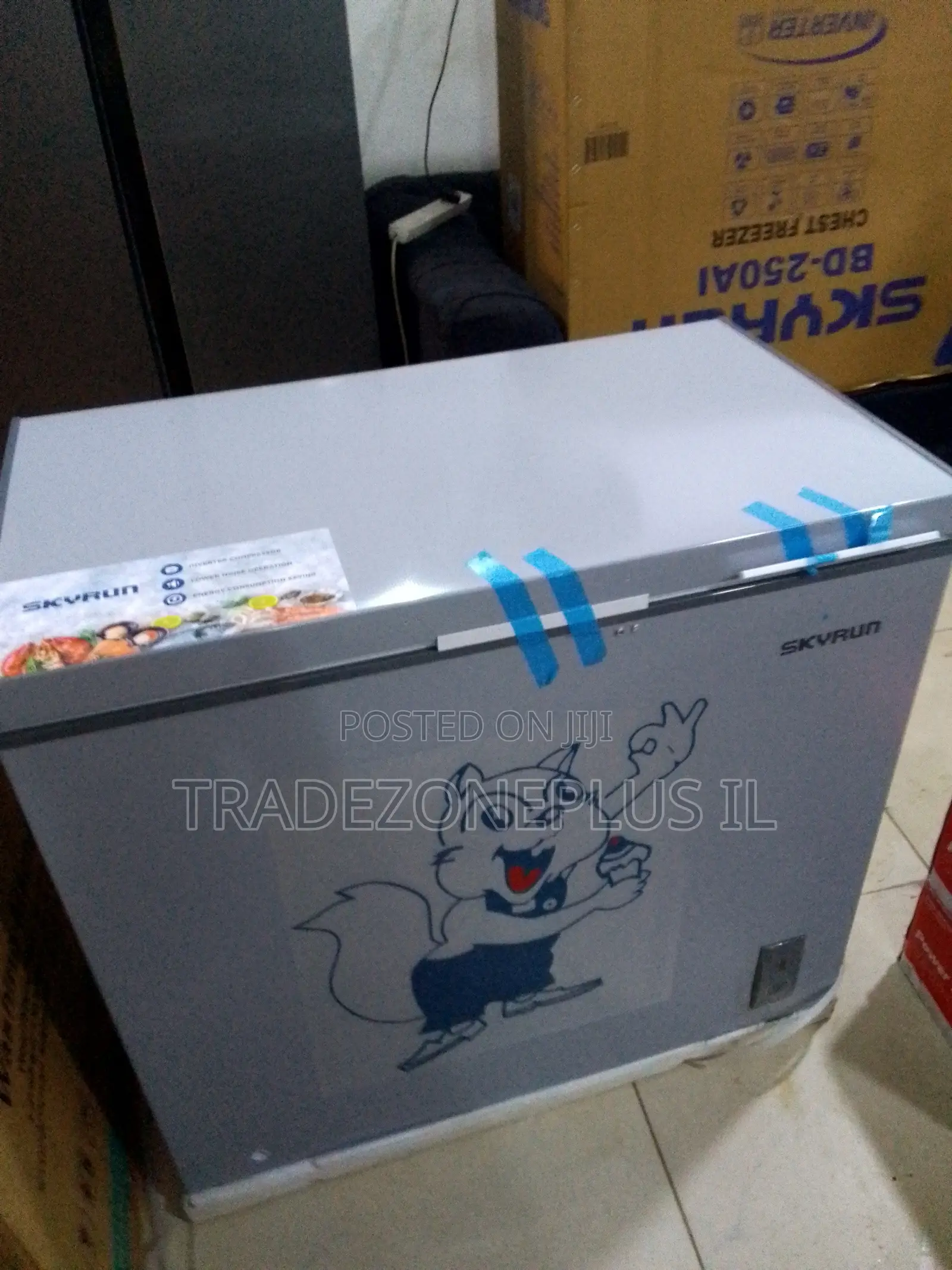 SkyRun Deep Chest Freezer 250L Capacity