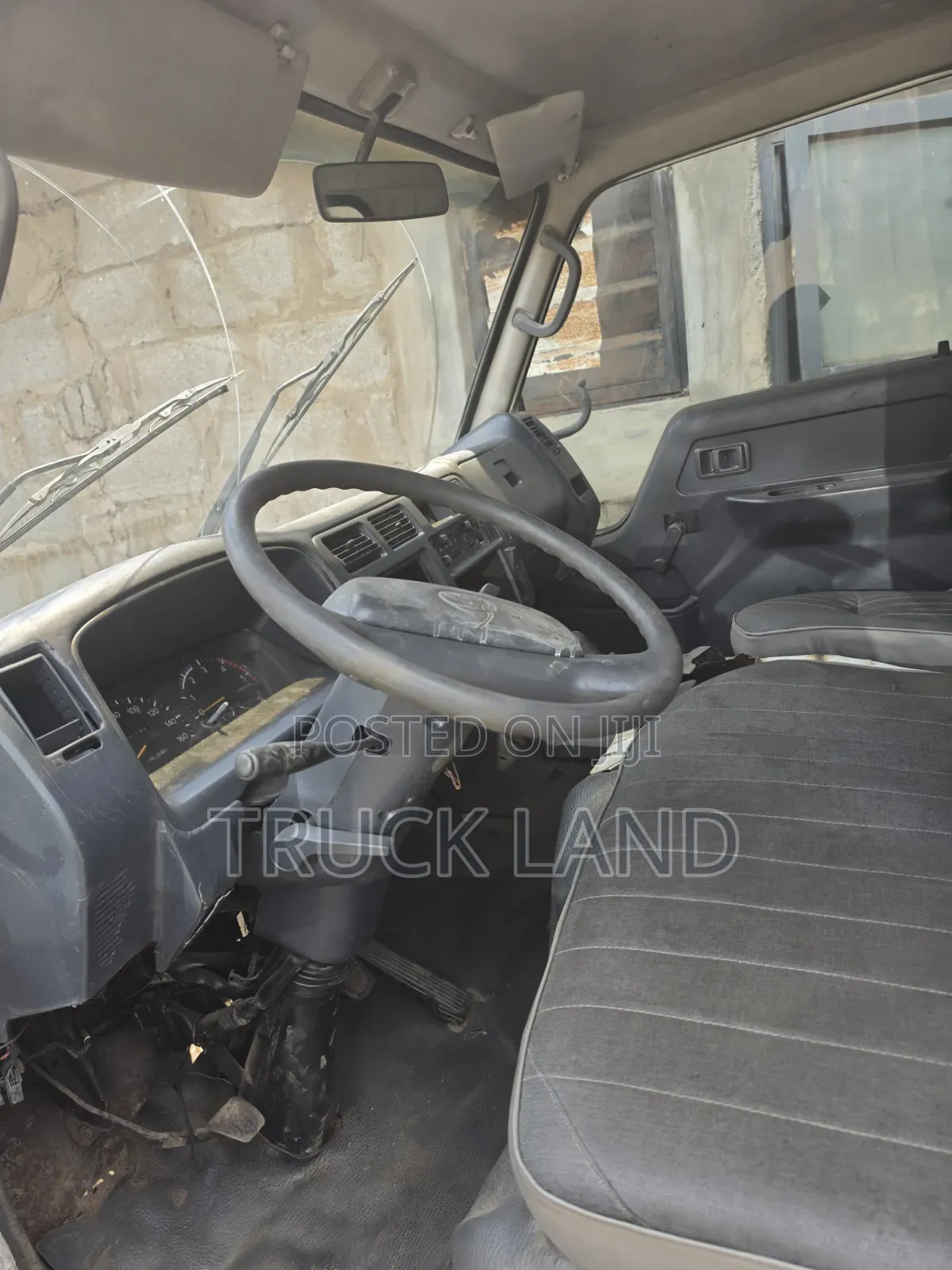 Toyota Dyna 250 Diesel Engine Long Chasis