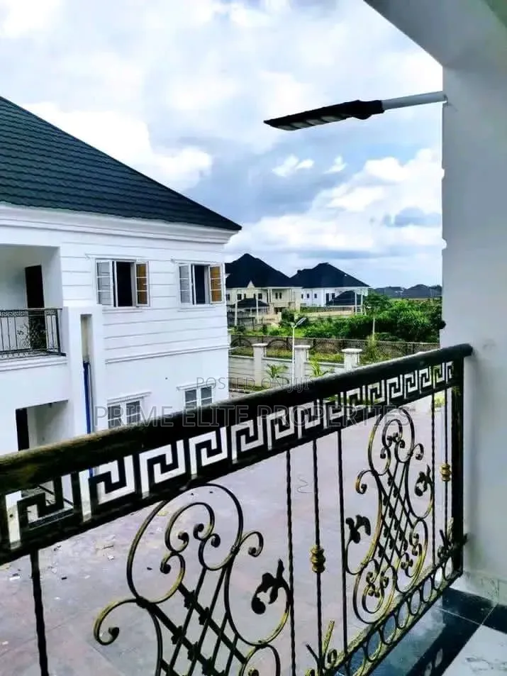 2bdrm Duplex in Shelter Afrique, Uyo for rent