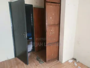 2bdrm Bungalow in Adekoya Estate, Ifako-Ogba for rent