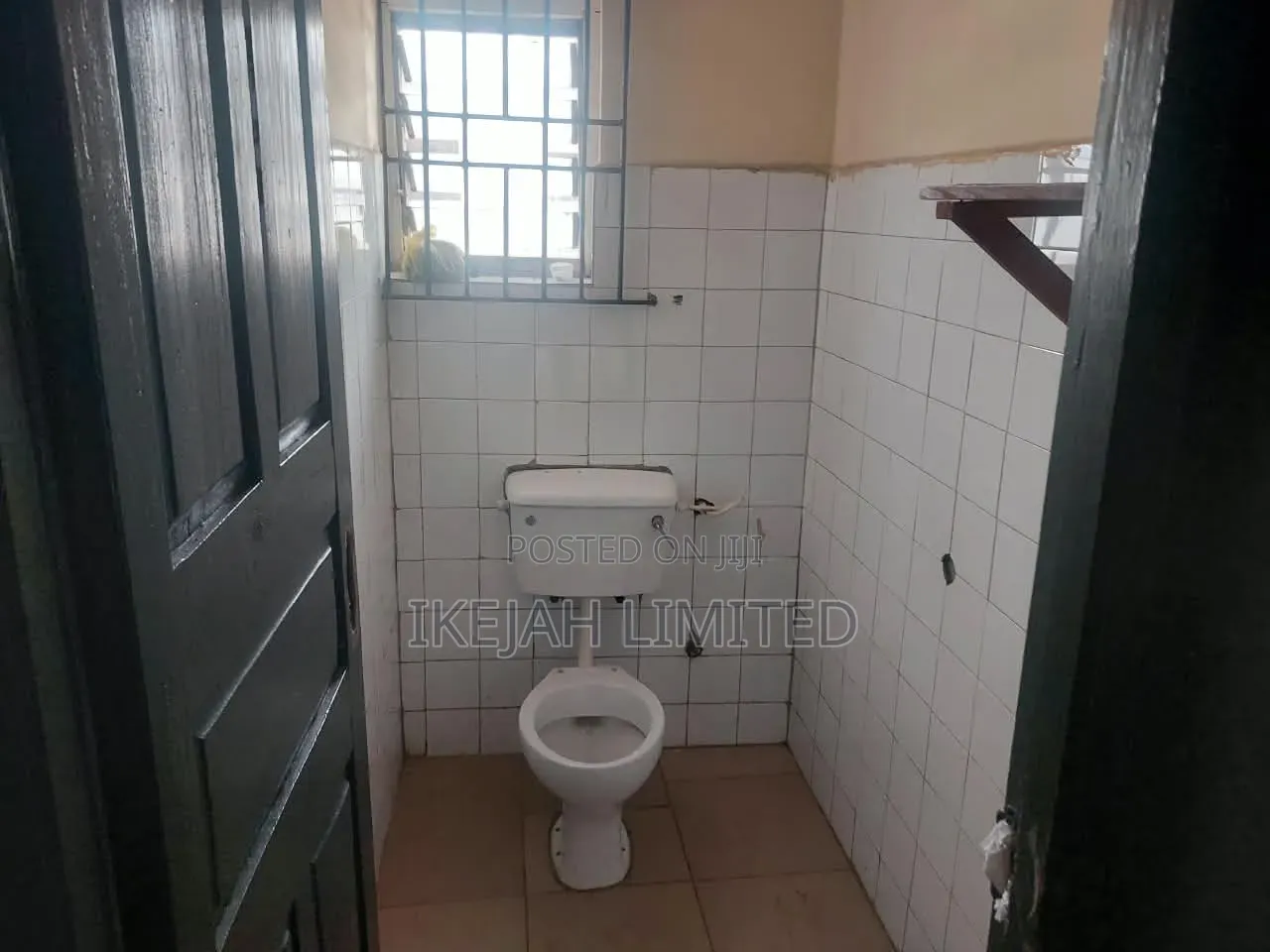 2bdrm Bungalow in Adekoya Estate, Ifako-Ogba for rent