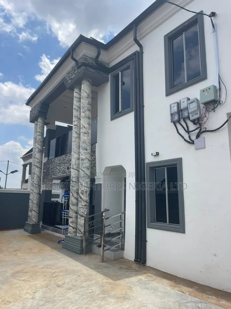 2bdrm Apartment in Royal Estate, Isheri / Egbe Idimu for rent
