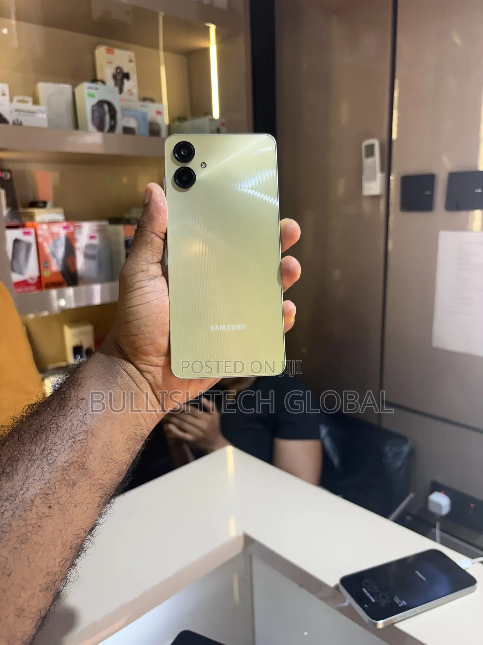 Samsung Galaxy A06 64 GB Gold