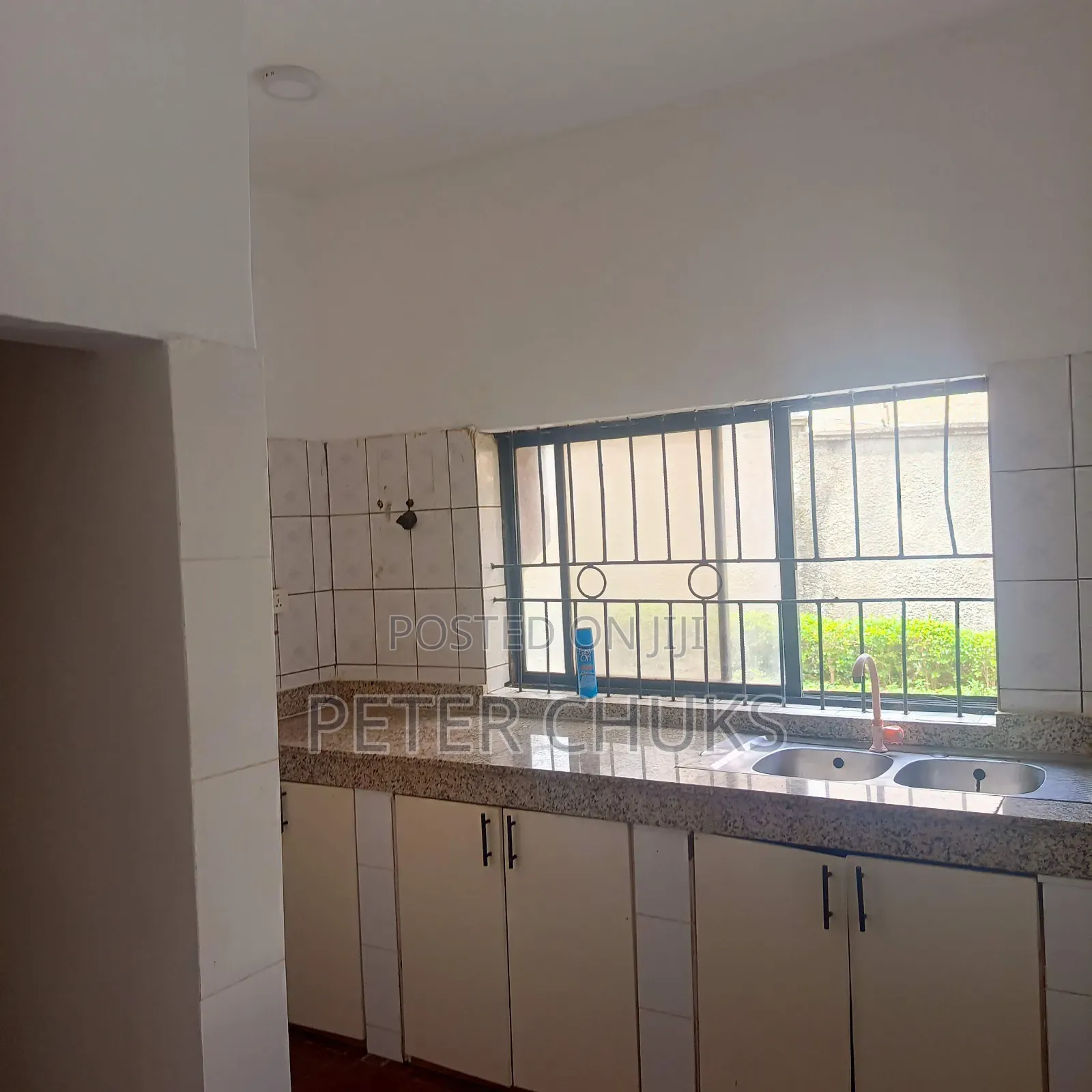 3bdrm Block of Flats in Cadastral Zone C02, for sale