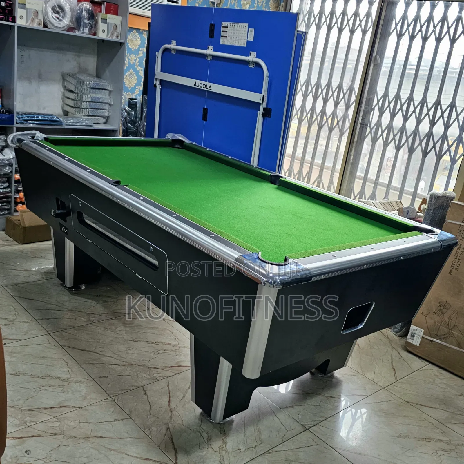 Commercial 8ft British Coin Operated Marble Snooker Table