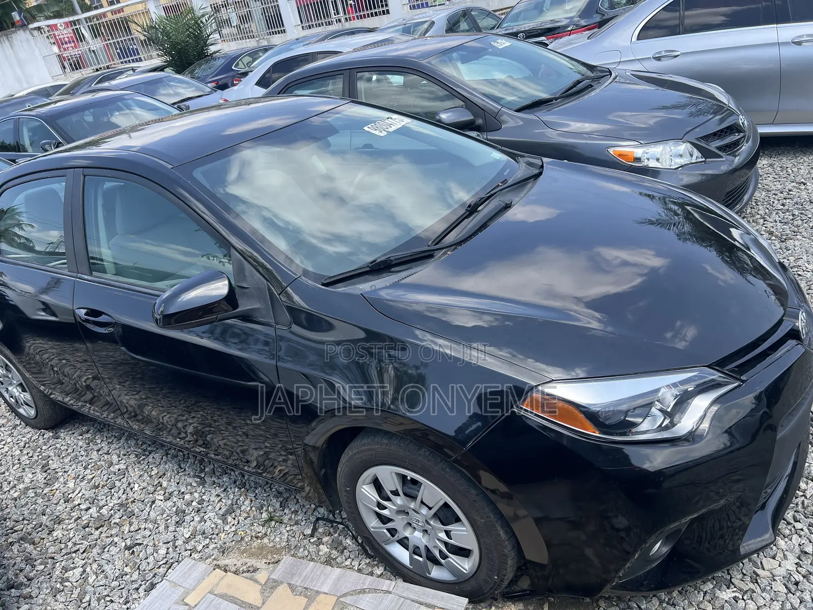 Toyota Corolla LE 4dr Sedan (1.8L 4cyl CVT) 2014 Black