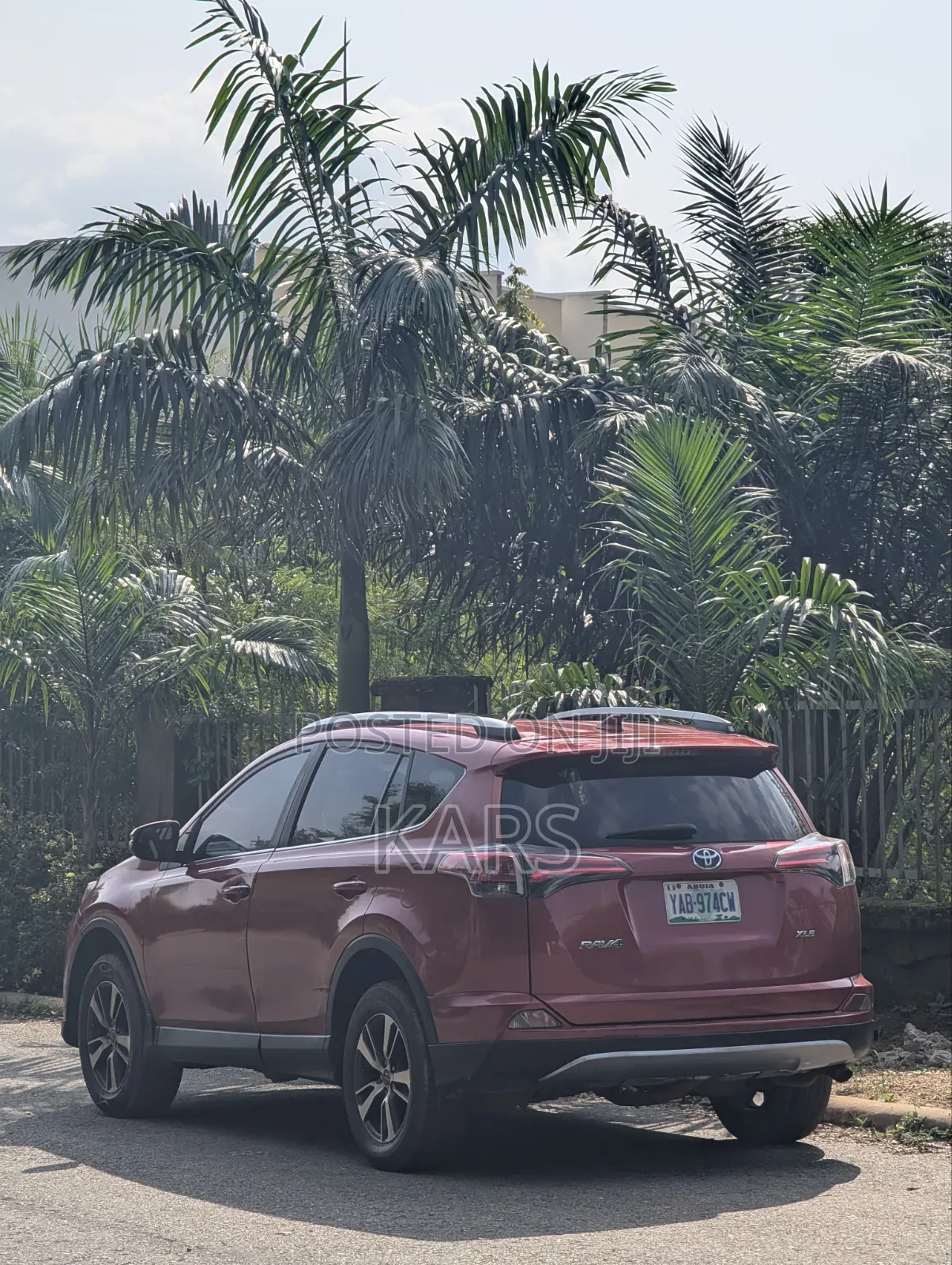 Toyota RAV4 2016 Red