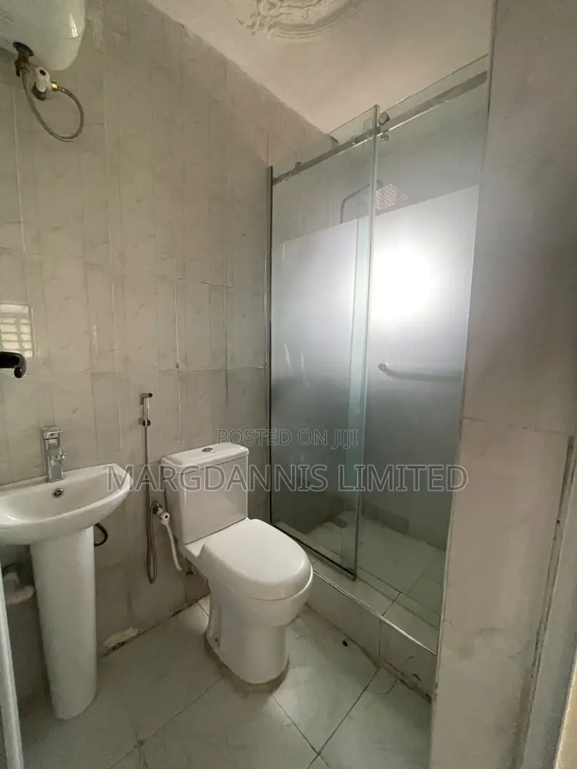 2bdrm Block of Flats in Oreta, Igbogbo for rent