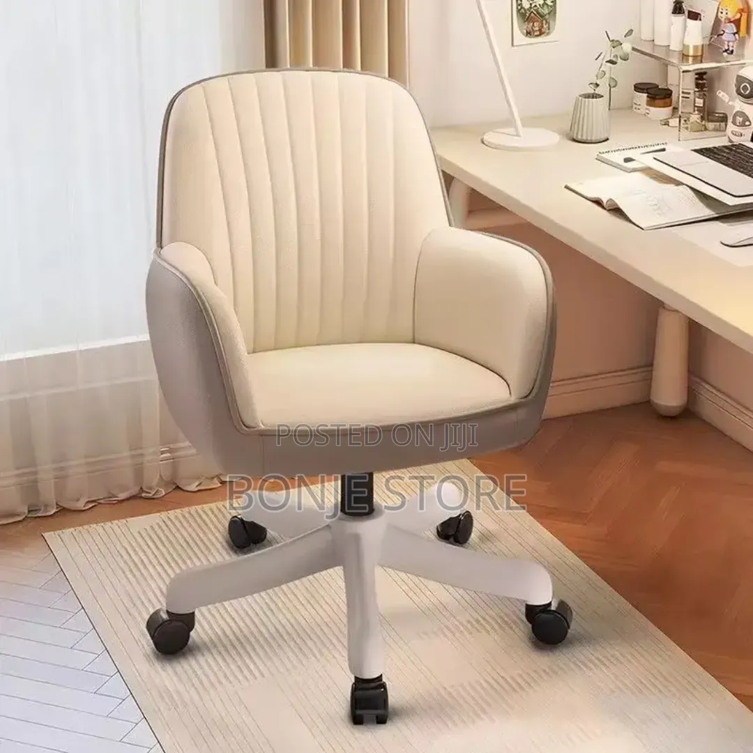 Soft Leather Cushion Chair - High Quality Executive Chair