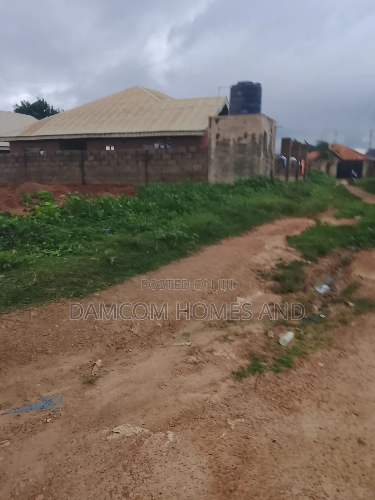7bdrm Bungalow in Opopin, Apata for sale