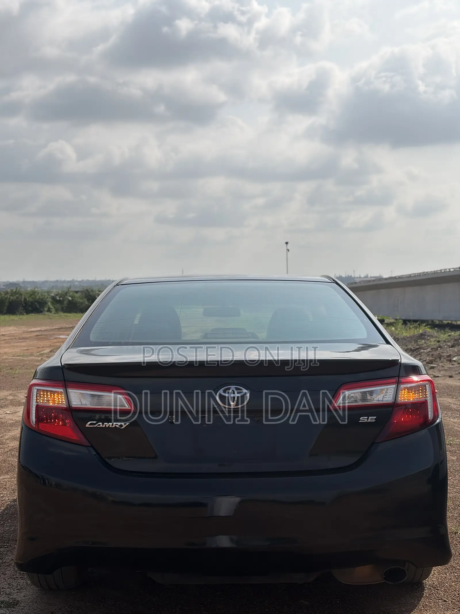Toyota Camry SE 4dr Sedan (2.5L 4cyl 6A) 2013 Black