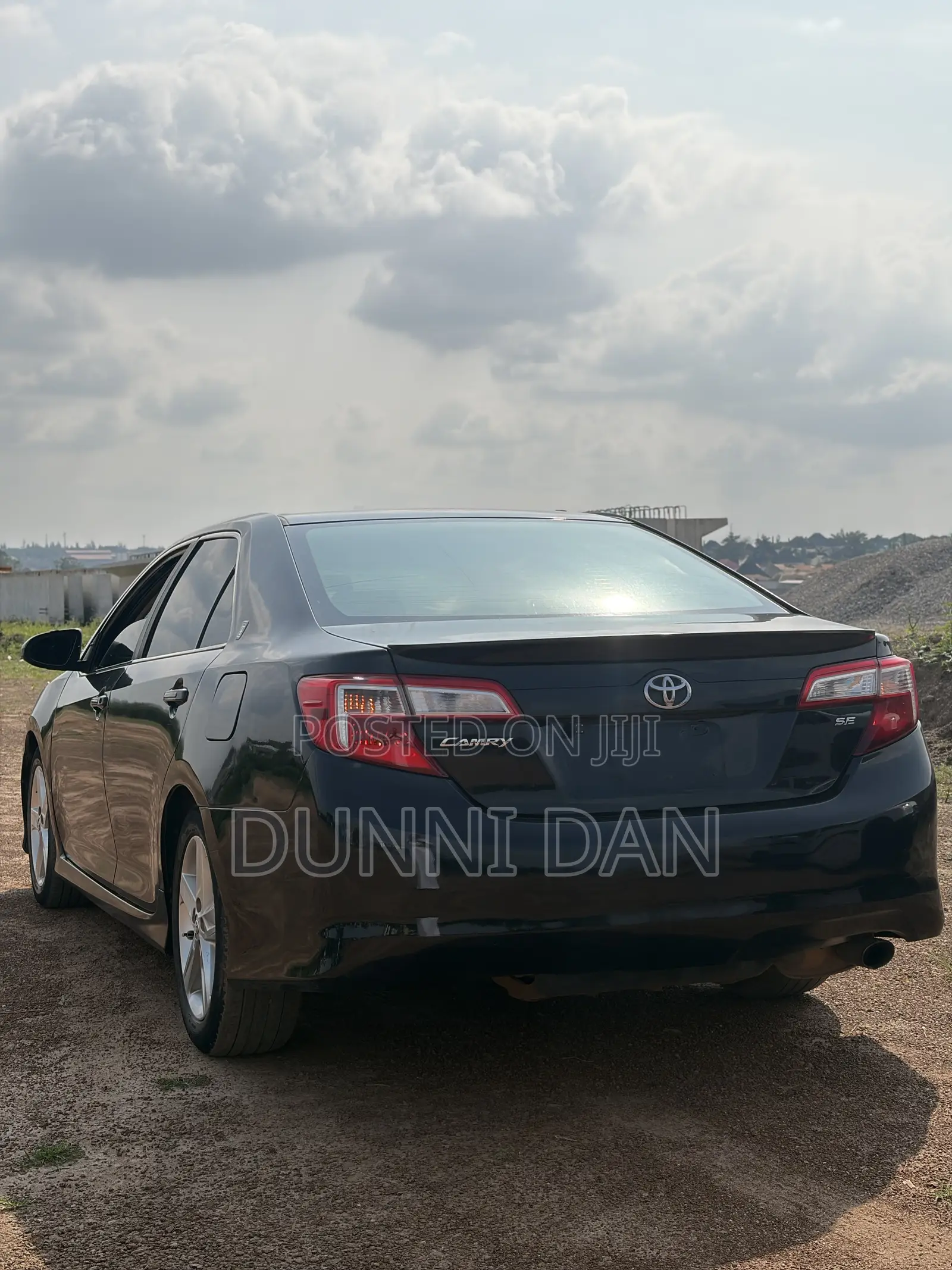 Toyota Camry SE 4dr Sedan (2.5L 4cyl 6A) 2013 Black