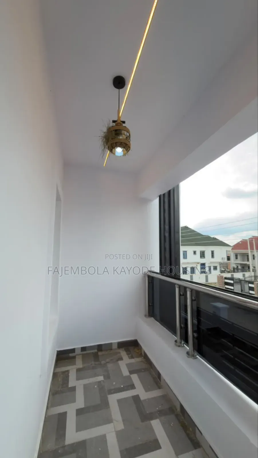 3bdrm Duplex in Rayfield,, Iwo Road for sale