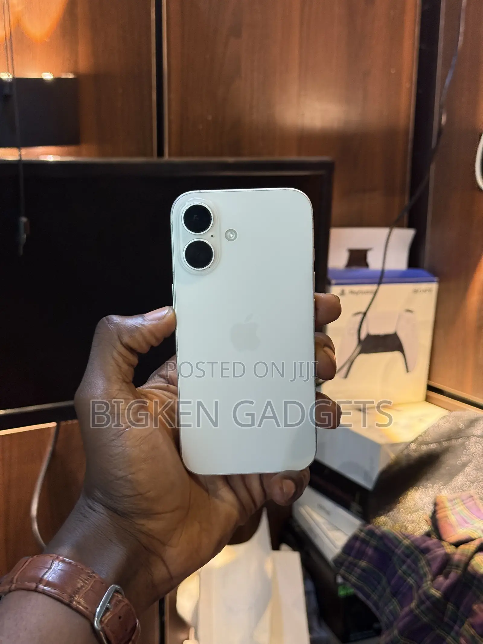 Apple iPhone 16 128 GB White