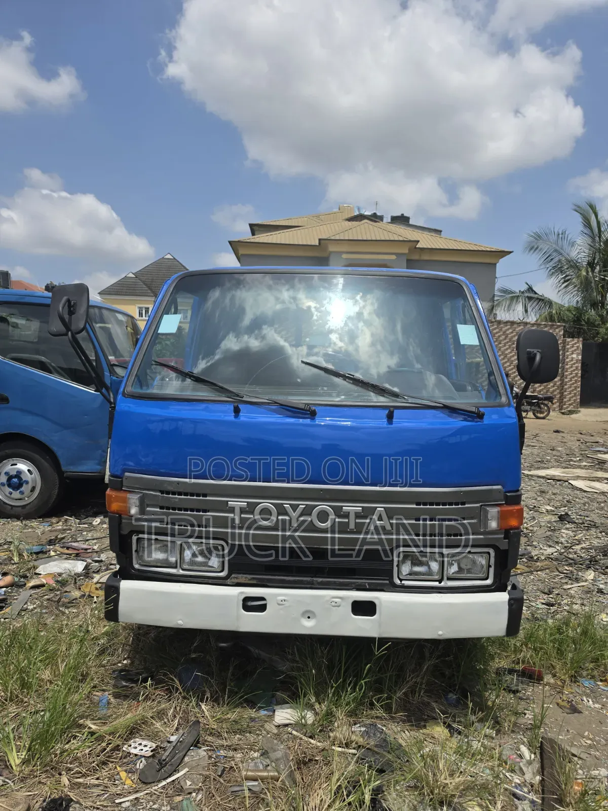 Toyota Dyna 150 Tokunbo Standard Rigid Truck