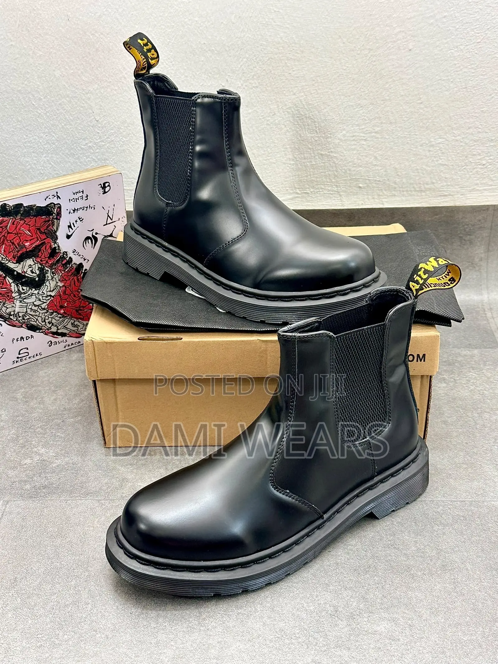 Mono Chelsea Boot