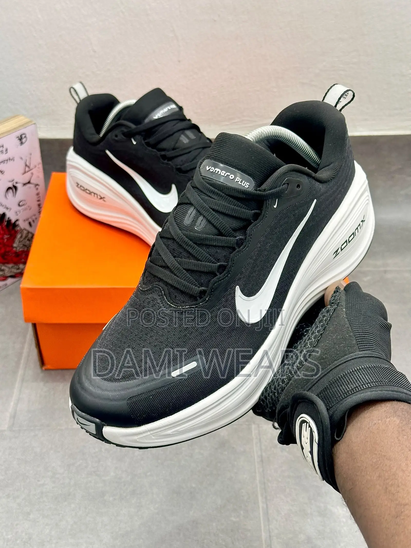 Nike Vomero Plus Black and White