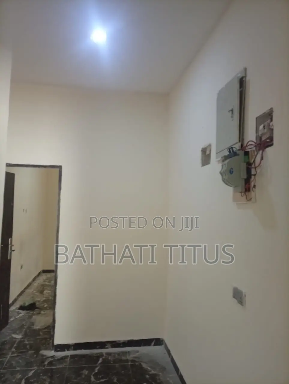 2bdrm Block of Flats in Sabon Lugbe for rent