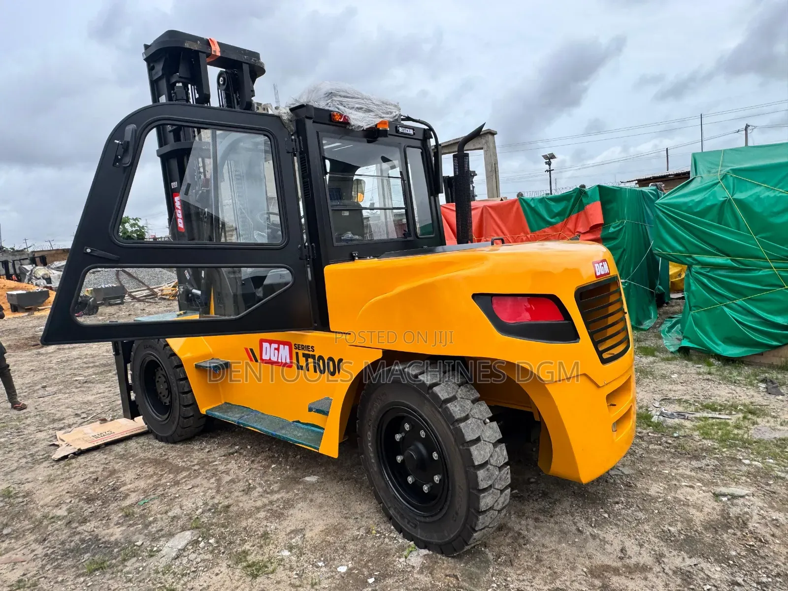 10TON Mobile Forklift Truck