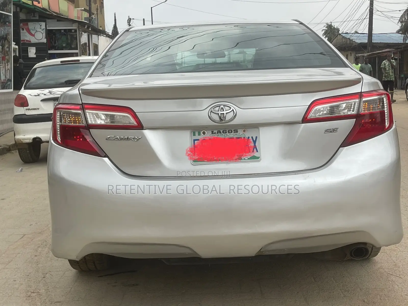 Toyota Camry SE 4dr Sedan (2.5L 4cyl 6A) 2013 Silver