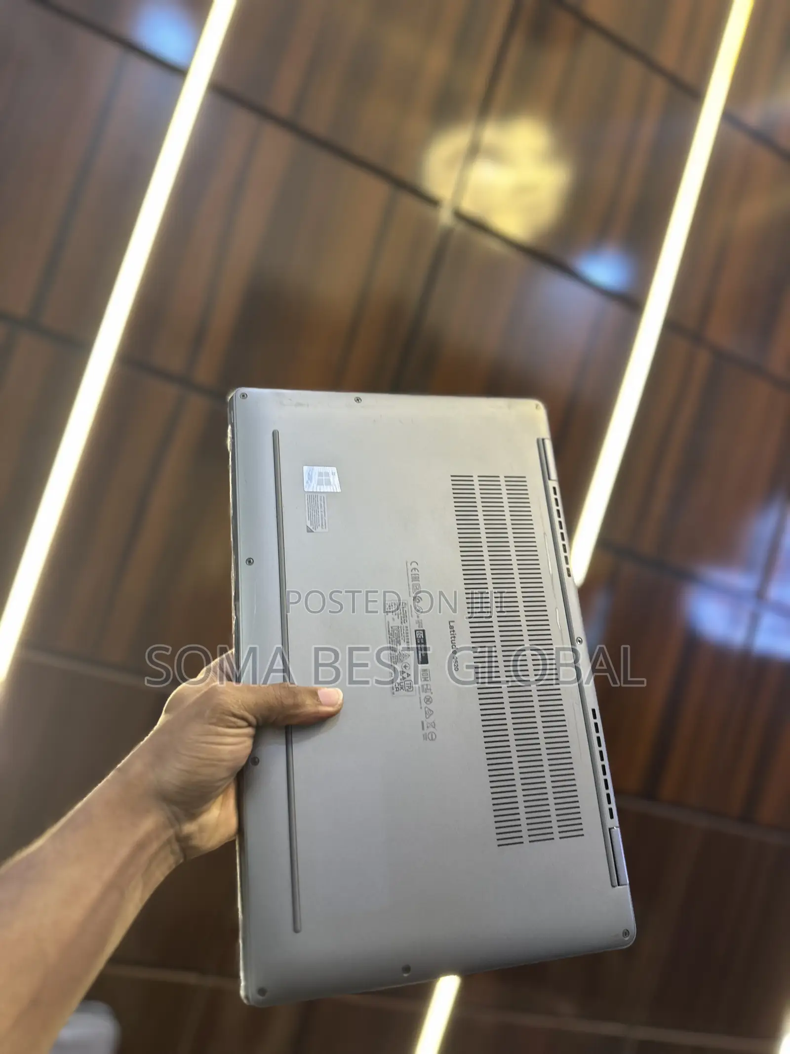 Laptop Dell Latitude 9520 16GB Intel Core i7 SSD 512GB
