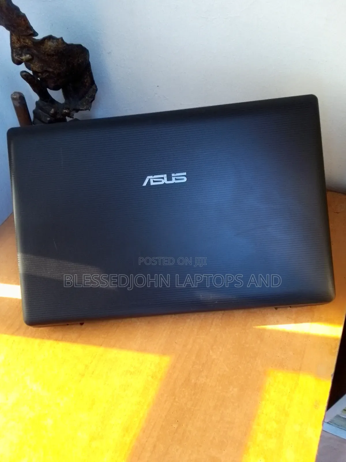 Laptop Asus X75A 8GB Intel Core i5 HDD 320GB