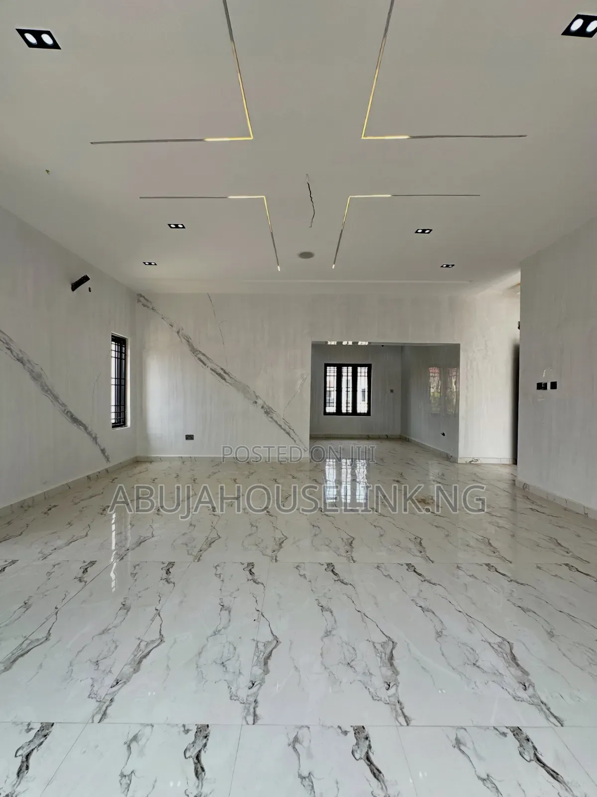 4bdrm Duplex in Apo Resettlement for sale