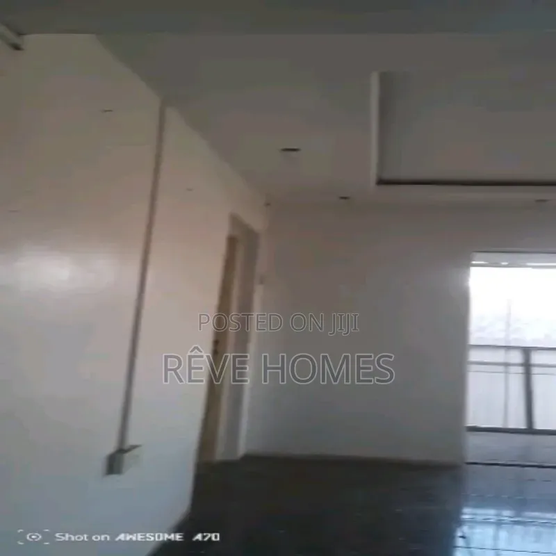 3bdrm Block of Flats in Sabo / Yaba for rent