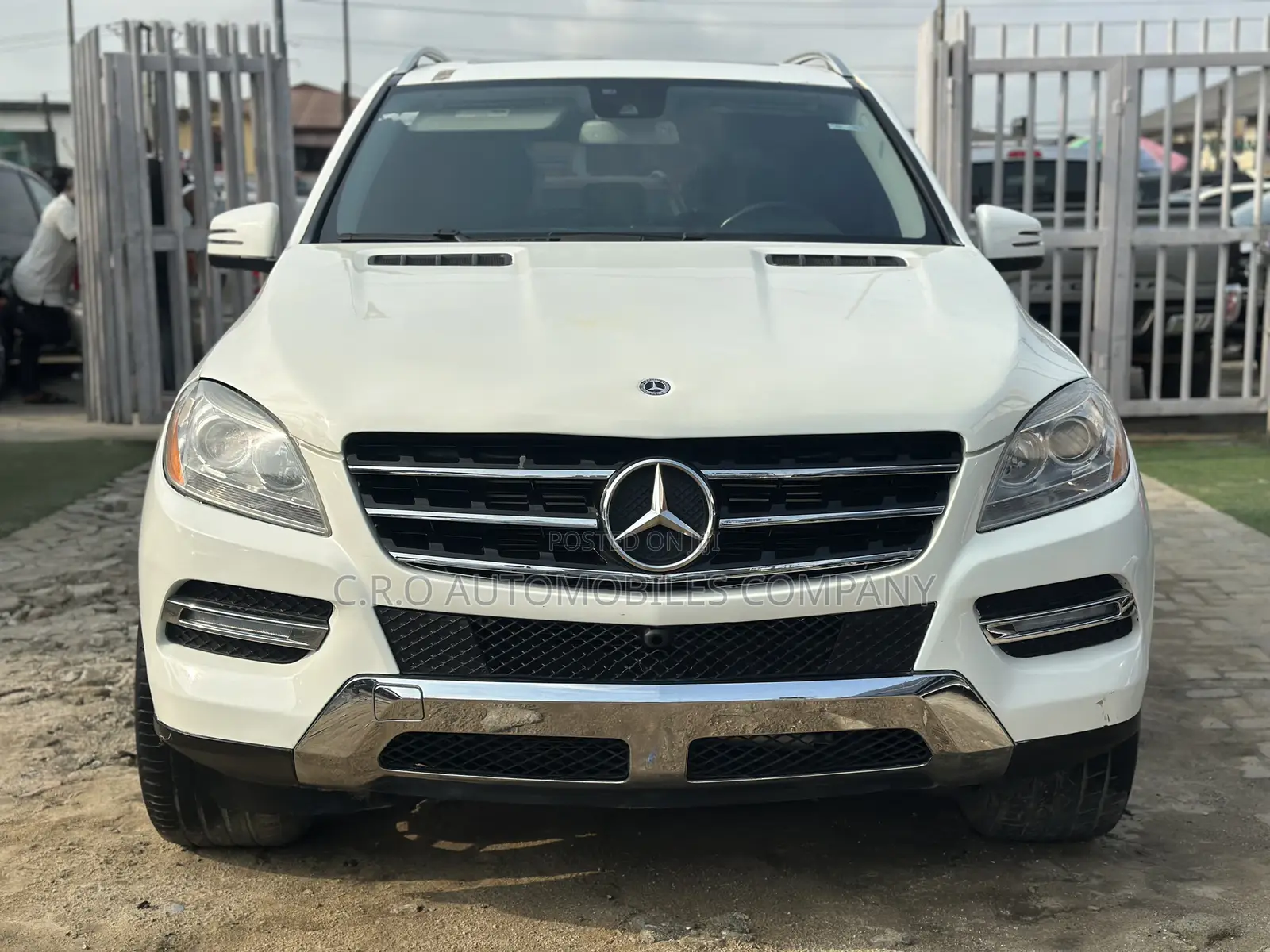 Mercedes-Benz M Class ML350 4MATIC 4dr SUV AWD (3.5L 6cyl 7A) 2015