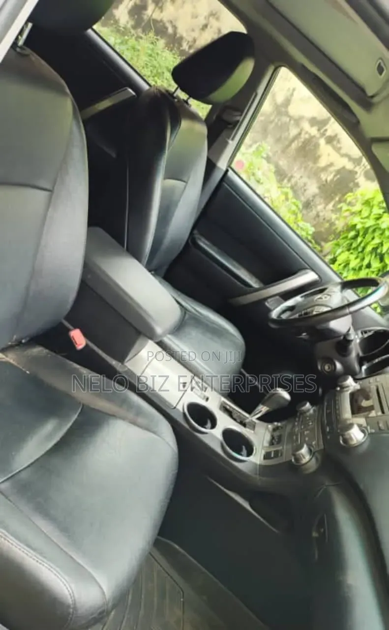 Toyota Highlander 2011 Gray