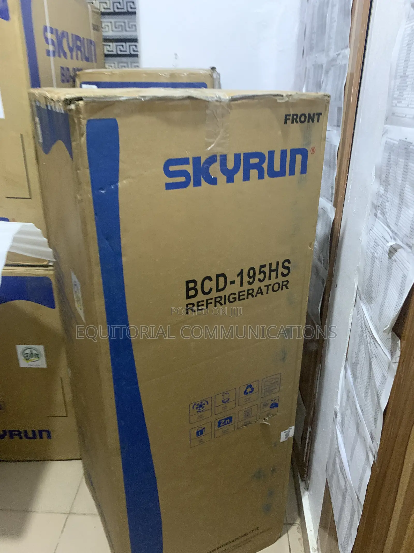 Skyrun 195L BCD-195HS Refrigerator With Spacious Interior