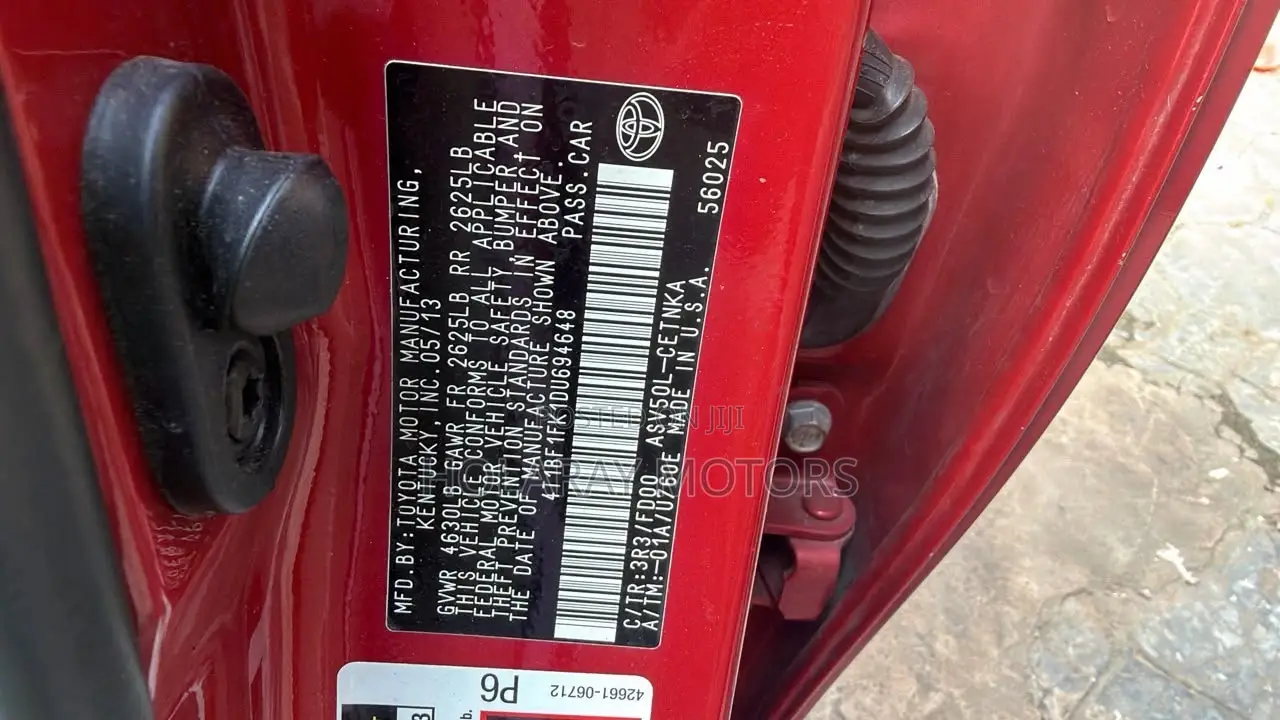 Toyota Camry LE 4dr Sedan (2.5L 4cyl 6A) 2014 Red