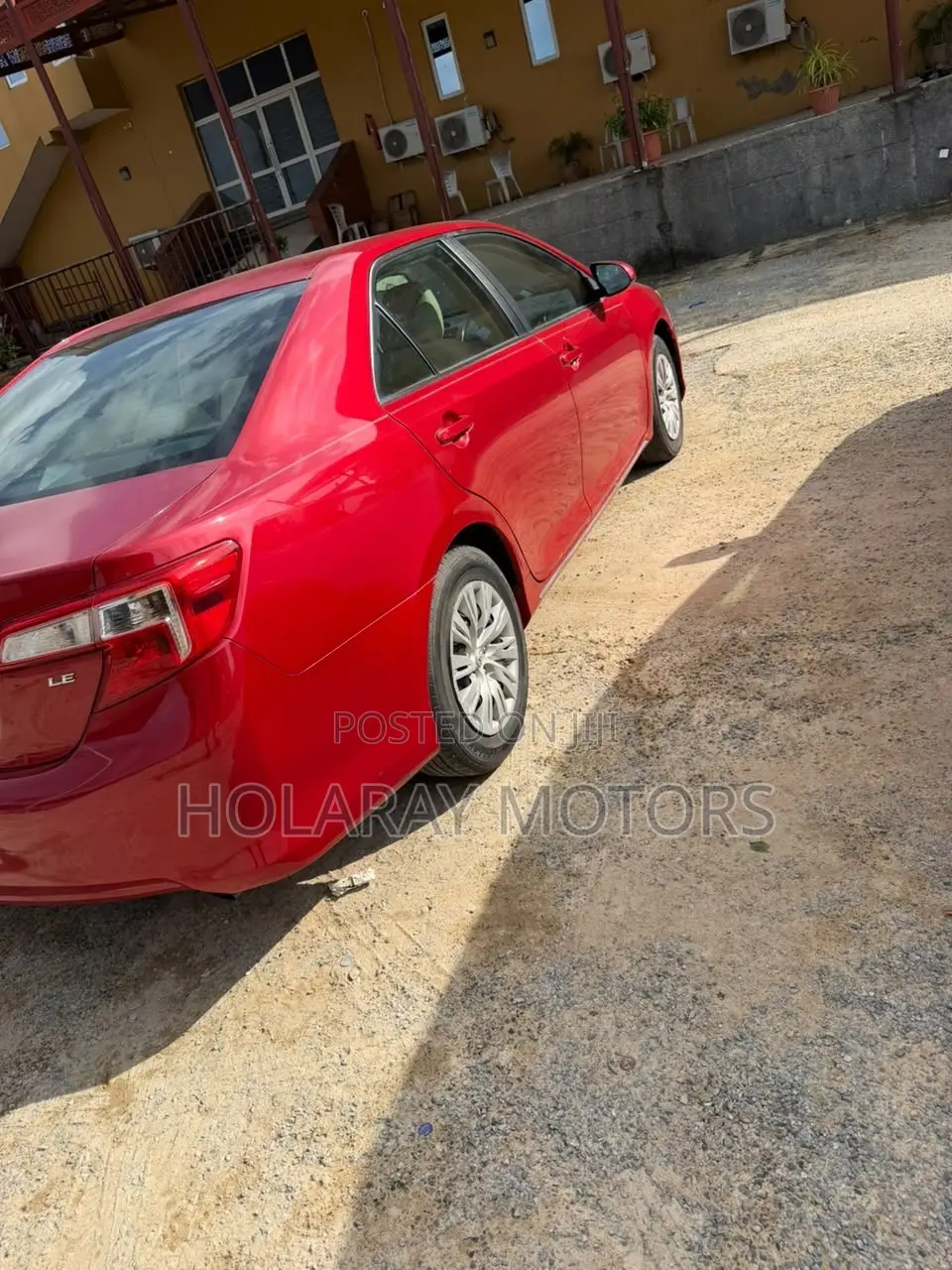 Toyota Camry LE 4dr Sedan (2.5L 4cyl 6A) 2014 Red