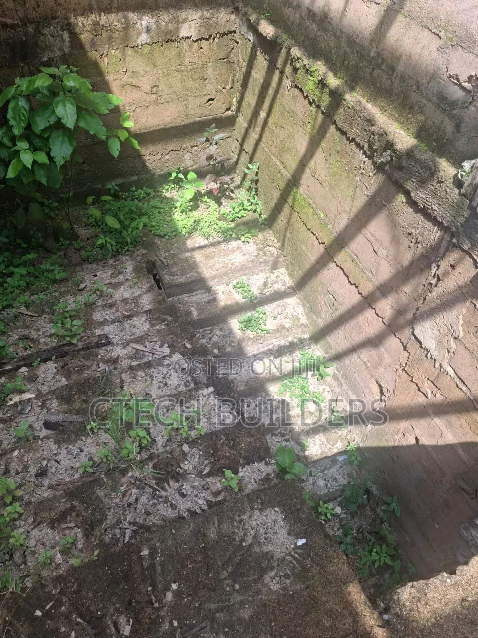 3bdrm Block of Flats in Benin City for sale