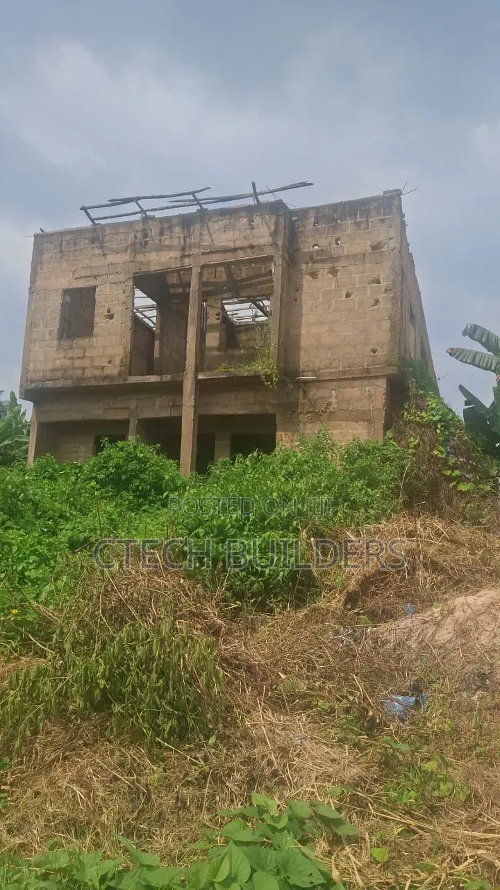 3bdrm Block of Flats in Benin City for sale