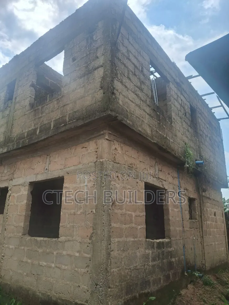 3bdrm Block of Flats in Benin City for sale
