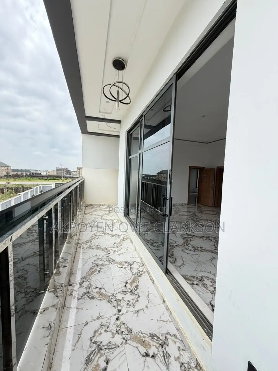 4bdrm Duplex in Idu for rent
