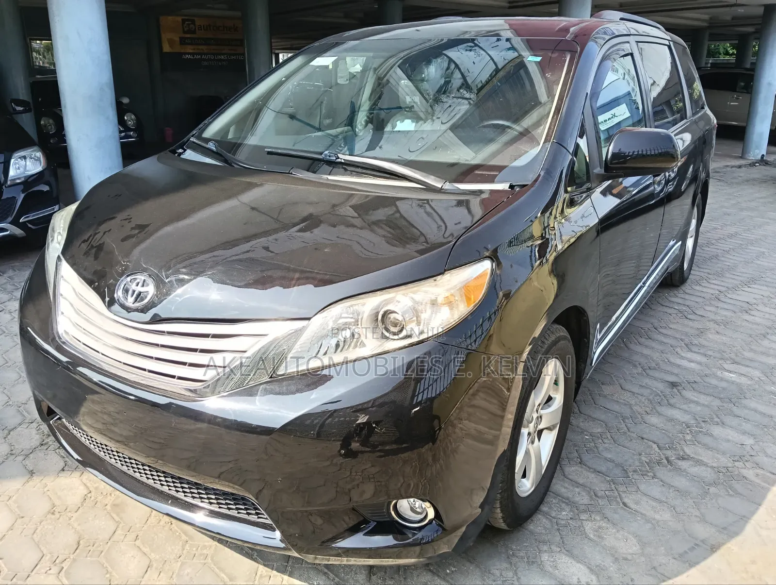 Toyota Sienna LE 7 Passenger (3.5L 6cyl 6A) 2016 Black