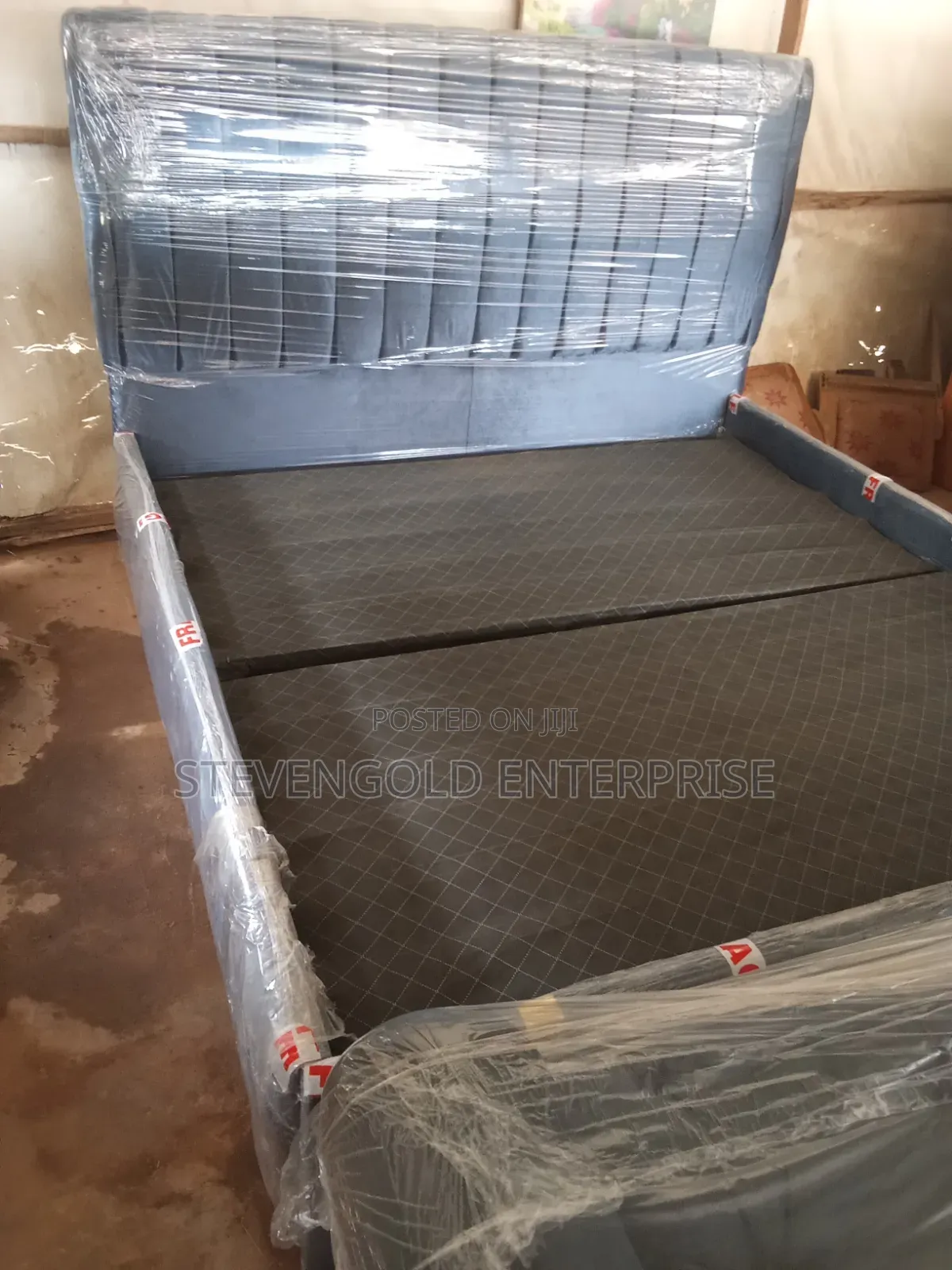 Executive 6x6ft Upholstered Bed Frame With Fluted Headboard