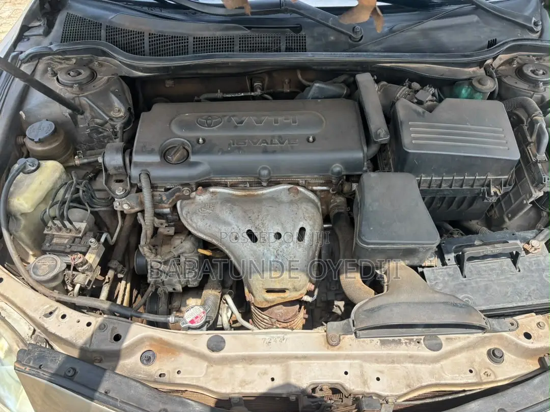 Toyota Camry LE 4dr Sedan (2.4L 4cyl 5A) 2008 Gold