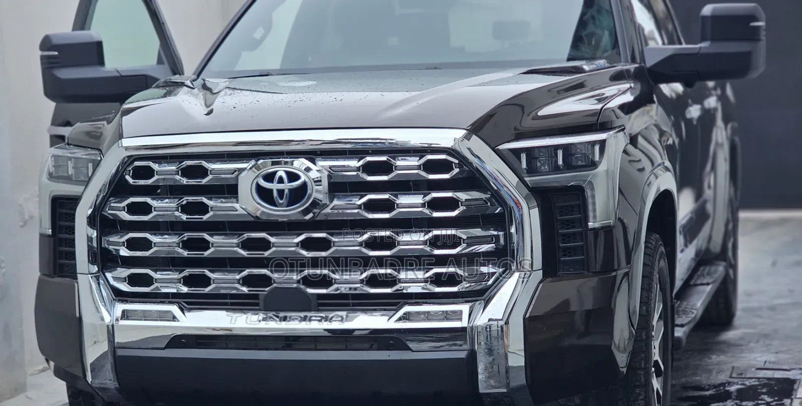 Toyota Tundra Hybrid 2023 Brown