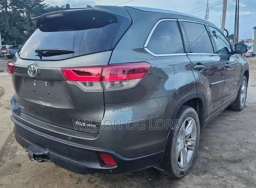 Toyota Highlander 2013 Gray