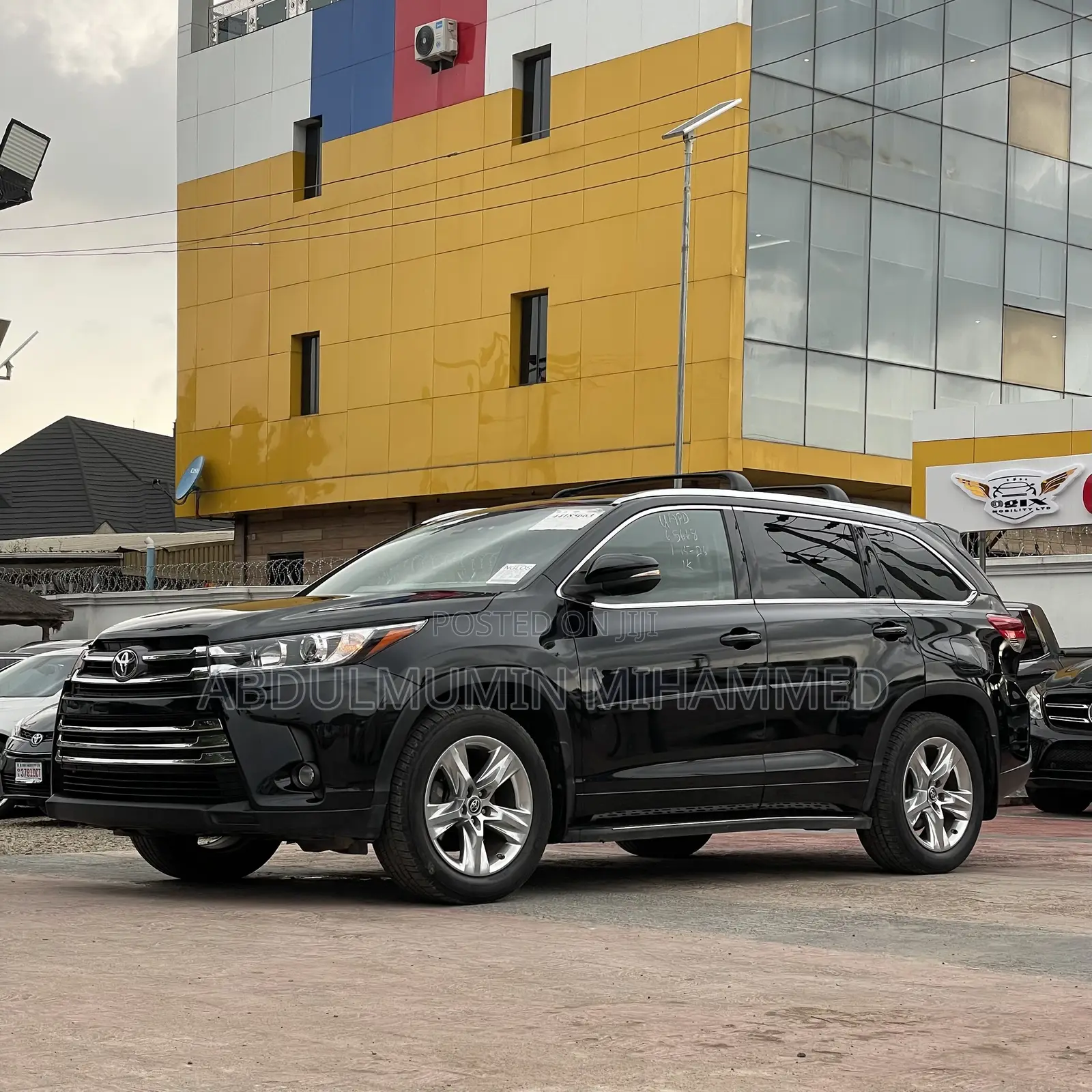 Toyota Highlander Limited 4x4 V6 (3.5L 6cyl 8A) 2017 Black